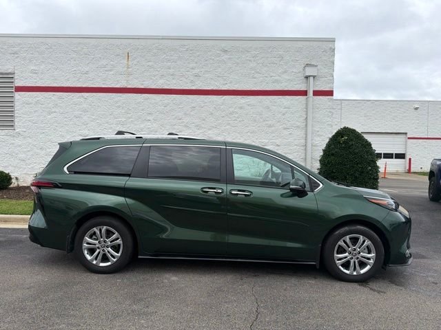 Used 2024 Green Toyota Platinum image 10