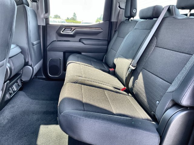 2026 Chevrolet Silverado 1500 photo 26 of 35