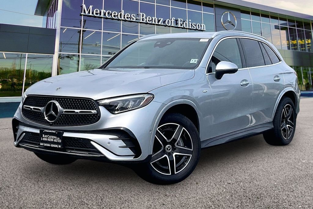2025 Mercedes-Benz GLC Base - Photo 9