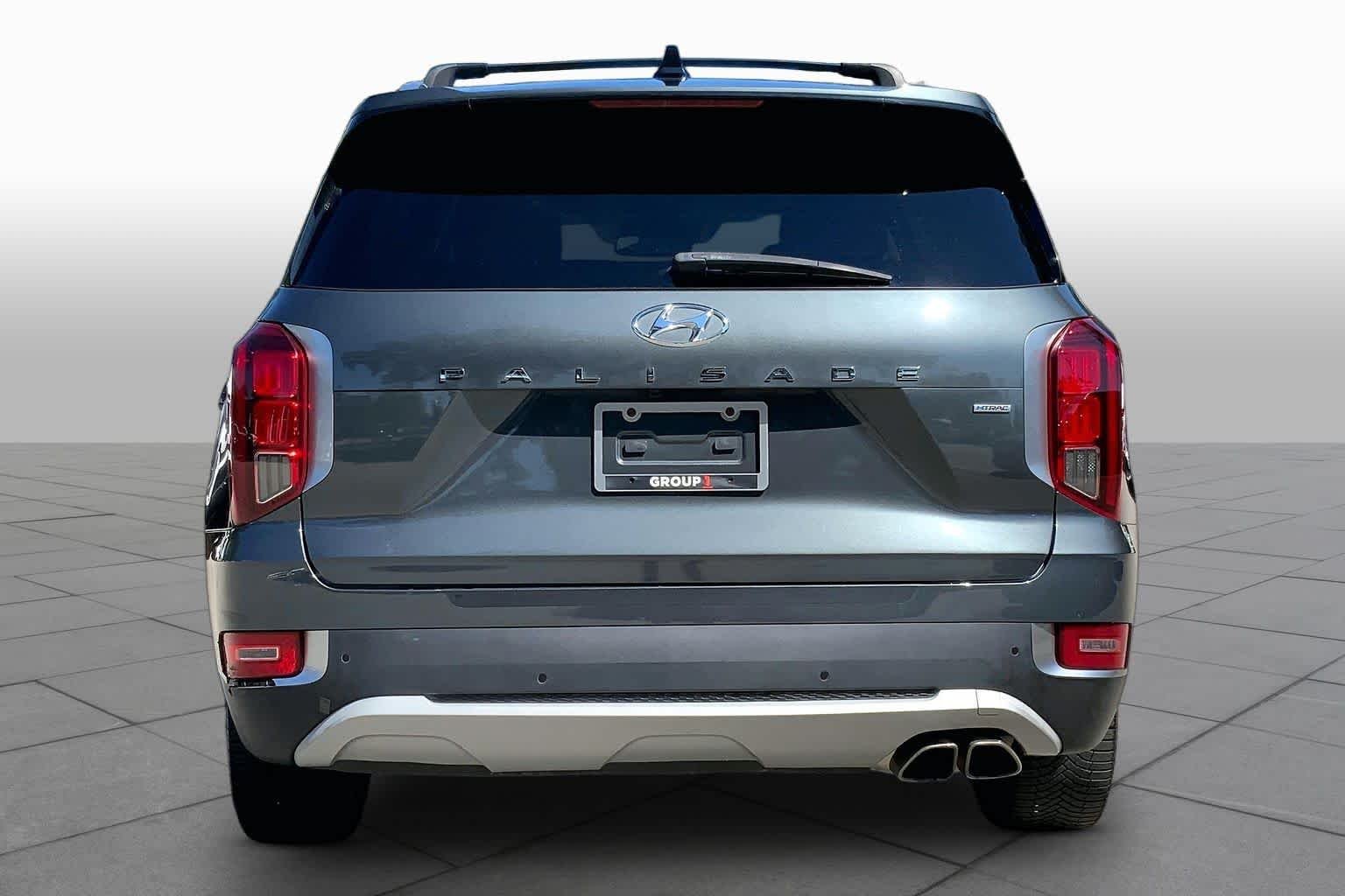 Used 2022 Rainforest Hyundai SEL image 5