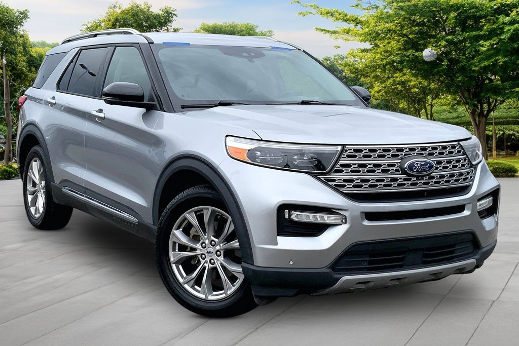 Used 2021 Silver Ford Limited image 3