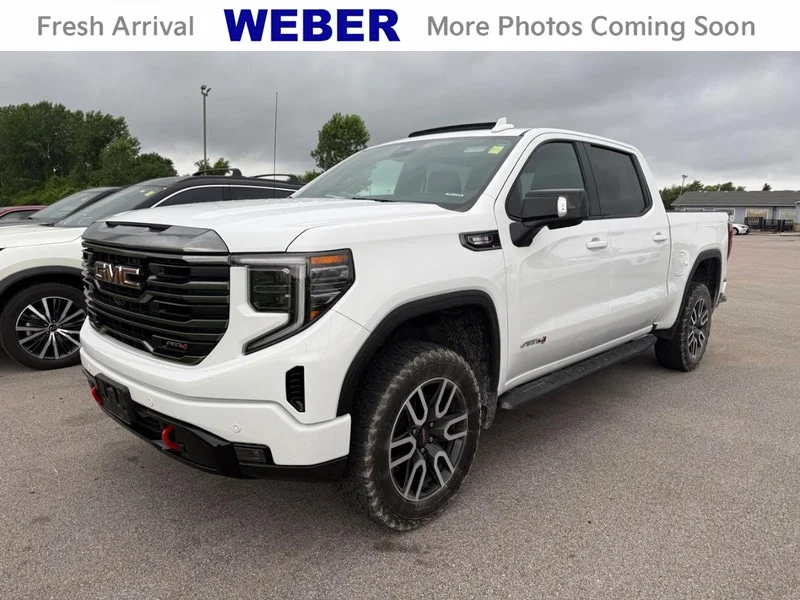 2023 GMC Sierra 4WD Crew Cab Short Box AT4's photo