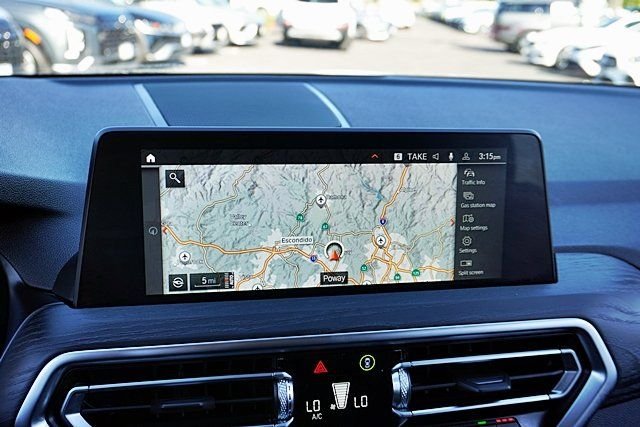 Used 2023 White BMW xDrive30i image 29