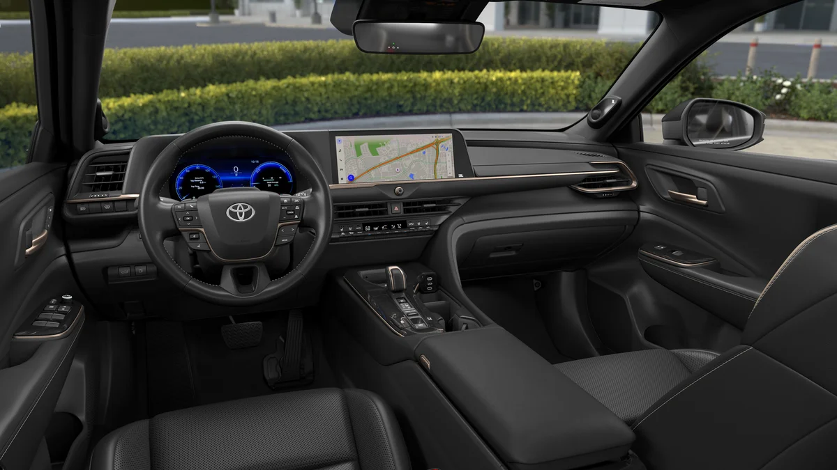 2026 Toyota Crown Platinum - Photo 36