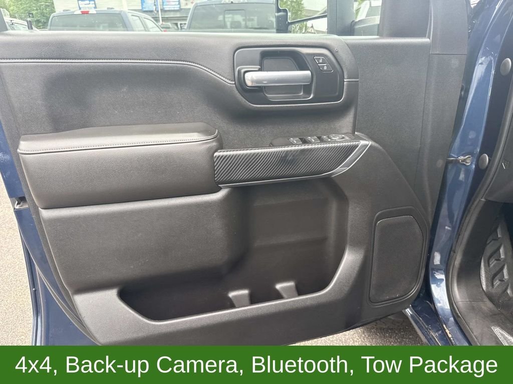 Used 2020 Blue GMC SLE image 17