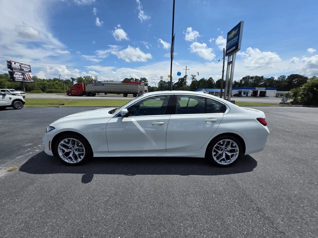 Used 2026 White BMW 330i NA xDrive image 3