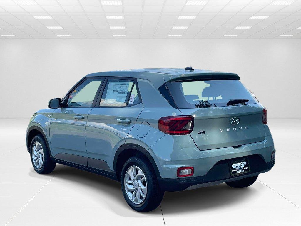 New 2026 Green Hyundai SE image 4