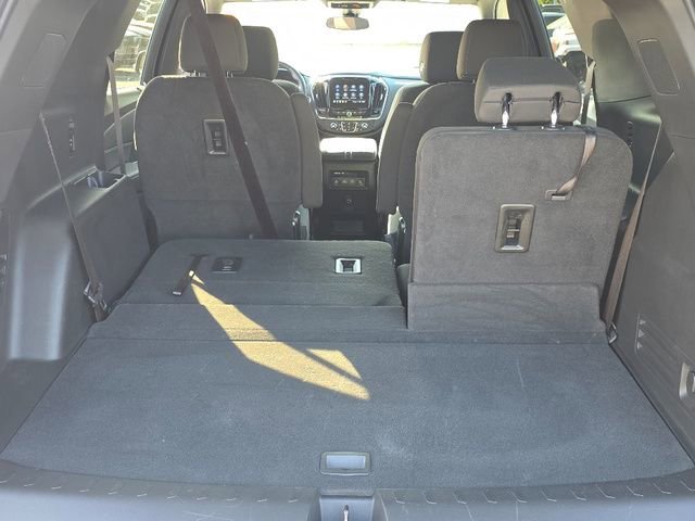 Used 2023 Summit White Chevrolet LT Cloth image 4