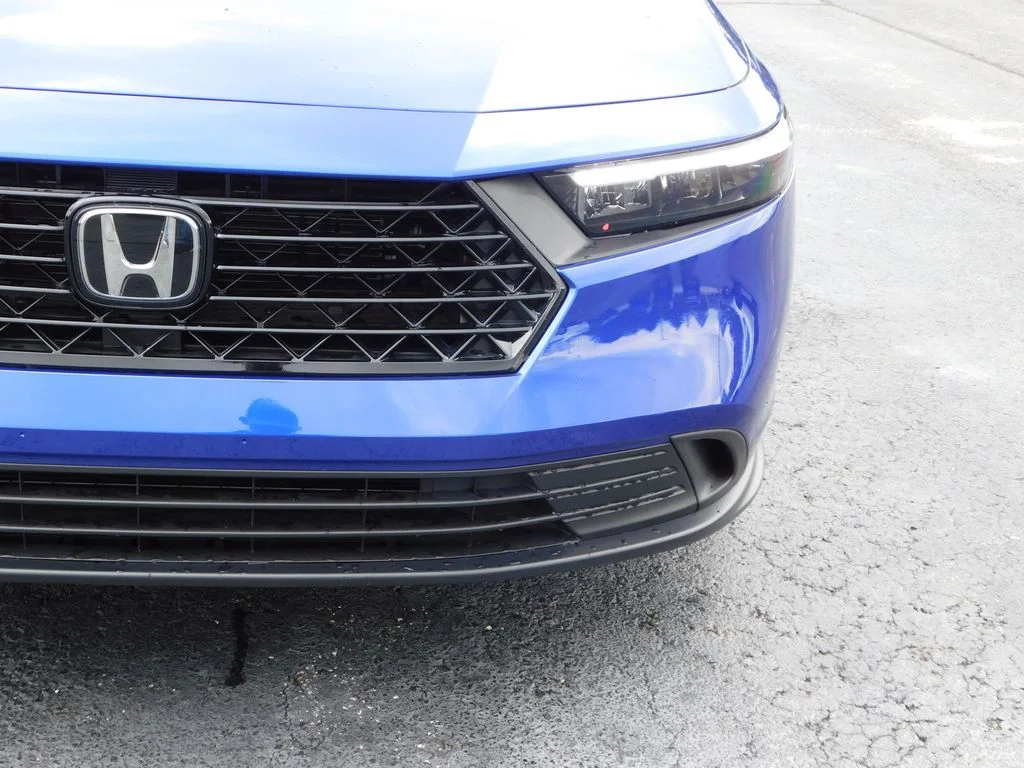 Used 2025 Blue Honda Sport image 9