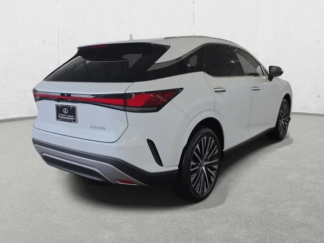 New 2026 Eminent White Pearl Lexus PREMIUM PLUS image 5