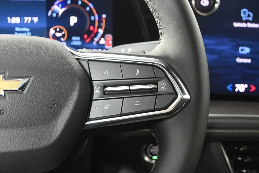 2026 Chevrolet Suburban Premier - Photo 37