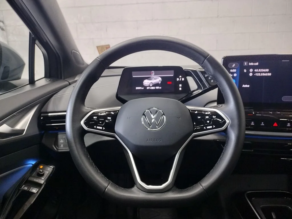 Used 2023 Gray Volkswagen Pro S image 36