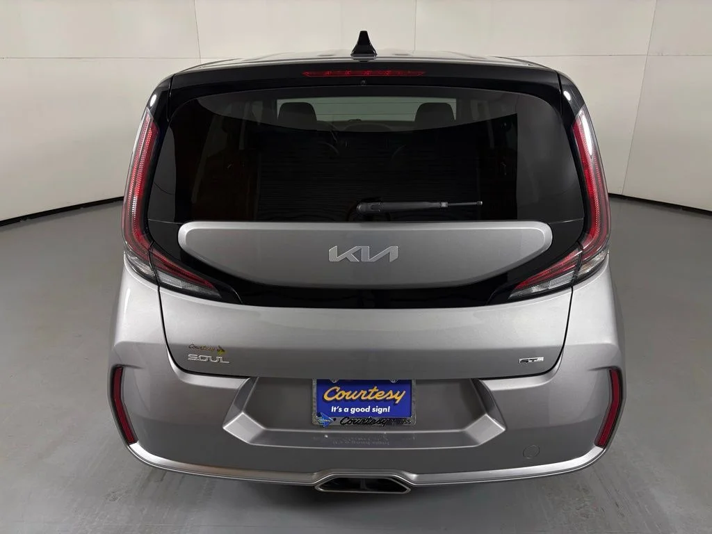 Used 2023 Gray Kia GT-Line image 7