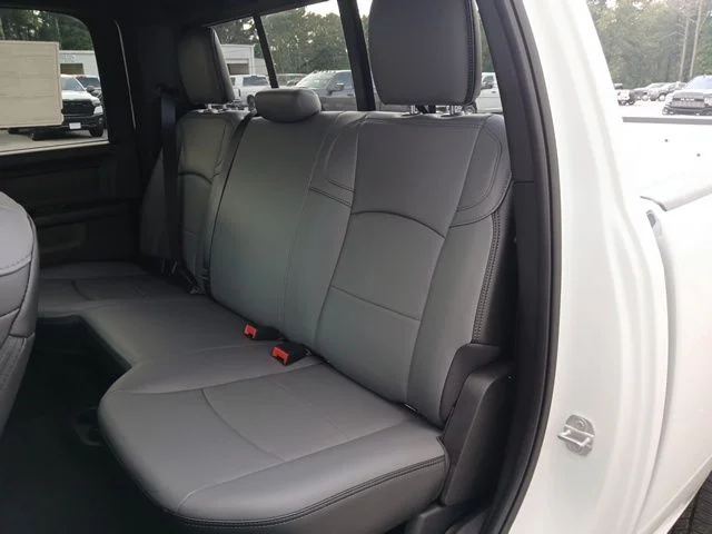 New 2026 Bright White Clearcoat RAM Tradesman image 17