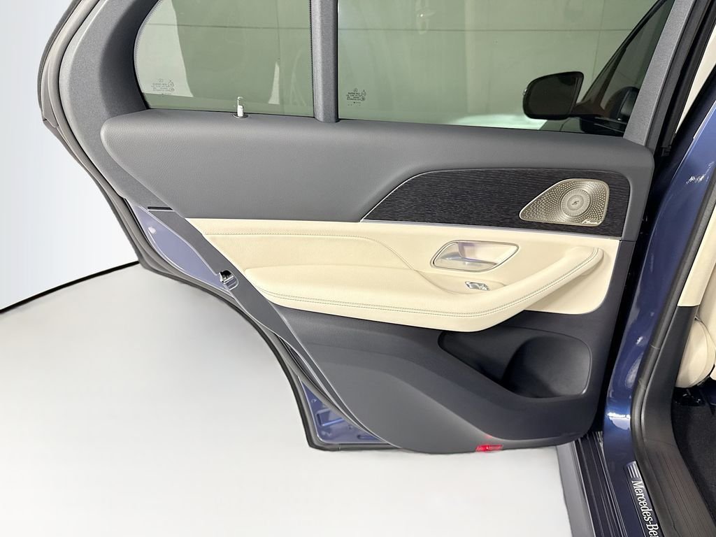 New 2026 Twilight Blue Metallic Mercedes-Benz GLE 450 image 28