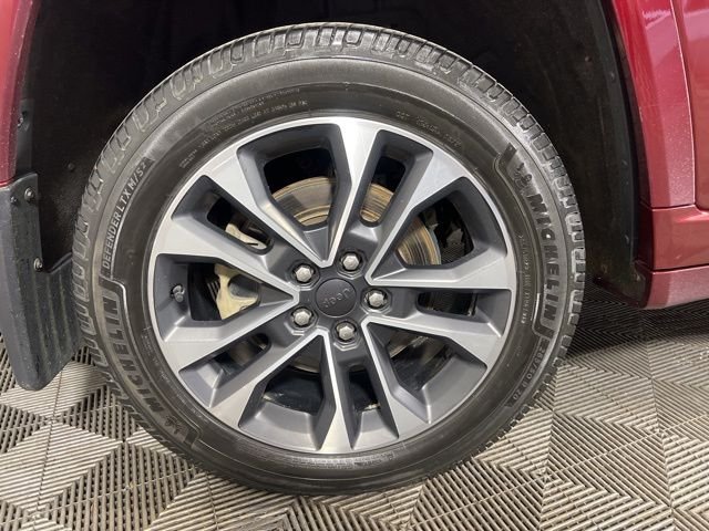 Used 2023 Red Jeep Overland image 12