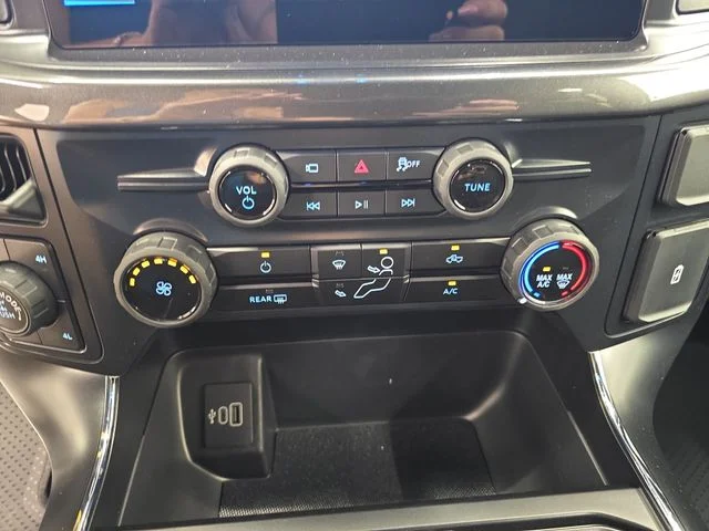 New 2026 Oxford White Ford STX® image 27