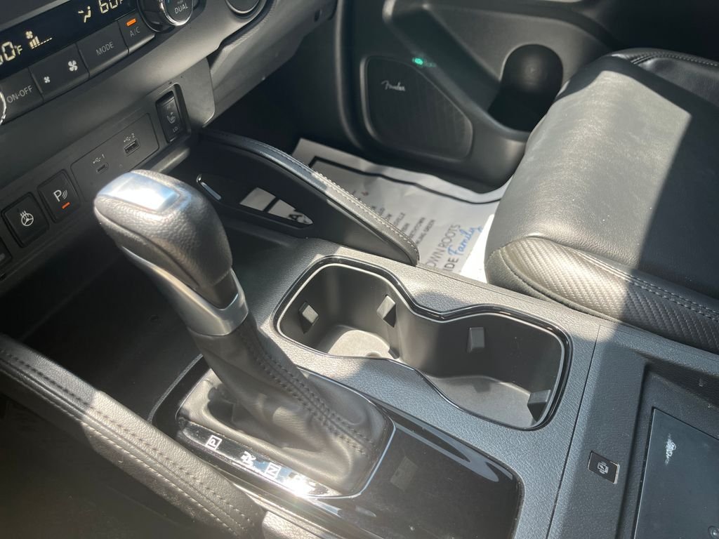 Used 2022 Gray Nissan PRO-X image 22