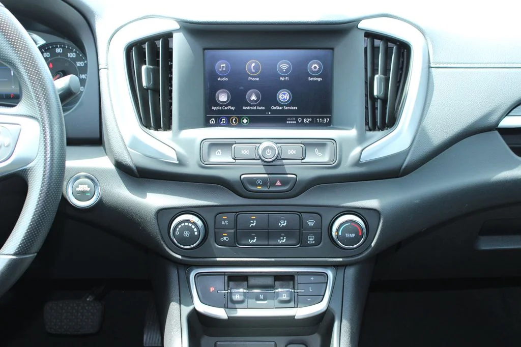 Used 2024 Summit White GMC SLE image 20