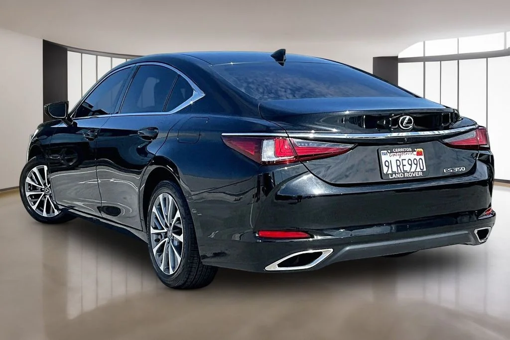 Used 2024 Black Lexus 350 image 4