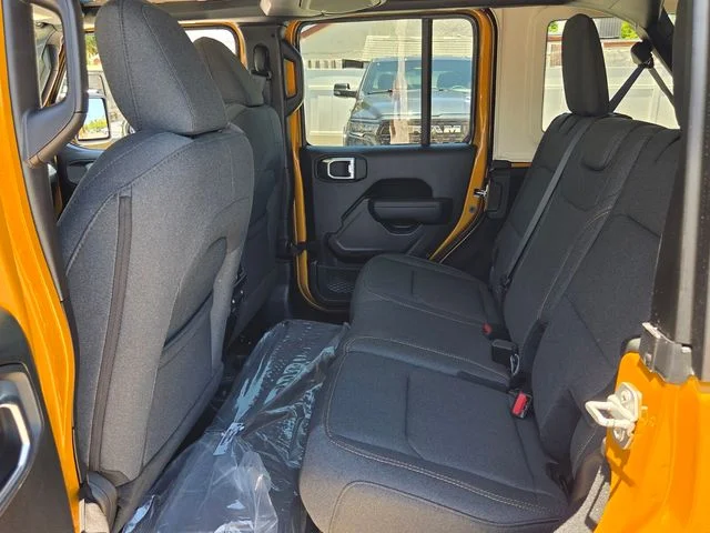 New 2026 Goldilocks Exterior Paint Jeep Sport S image 15