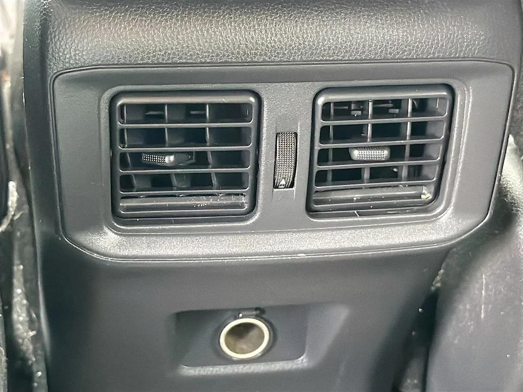 Used 2023 Ice Toyota LE image 30