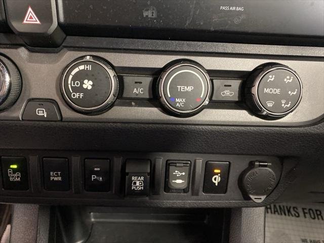 Certified Used 2019 CEMENT Toyota  image 17