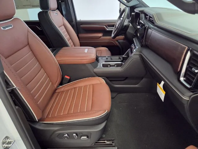 New 2026 Glacier White Tricoat GMC Denali Ultimate image 18