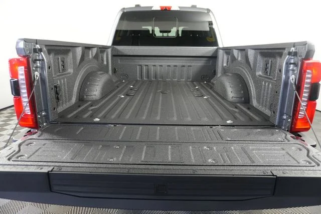New 2026 Carbonized Gray Metallic Ford F-250® Lariat® image 32