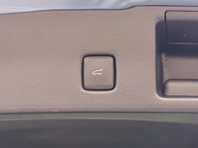 Used 2025 Blue Ford ST-Line Select image 31