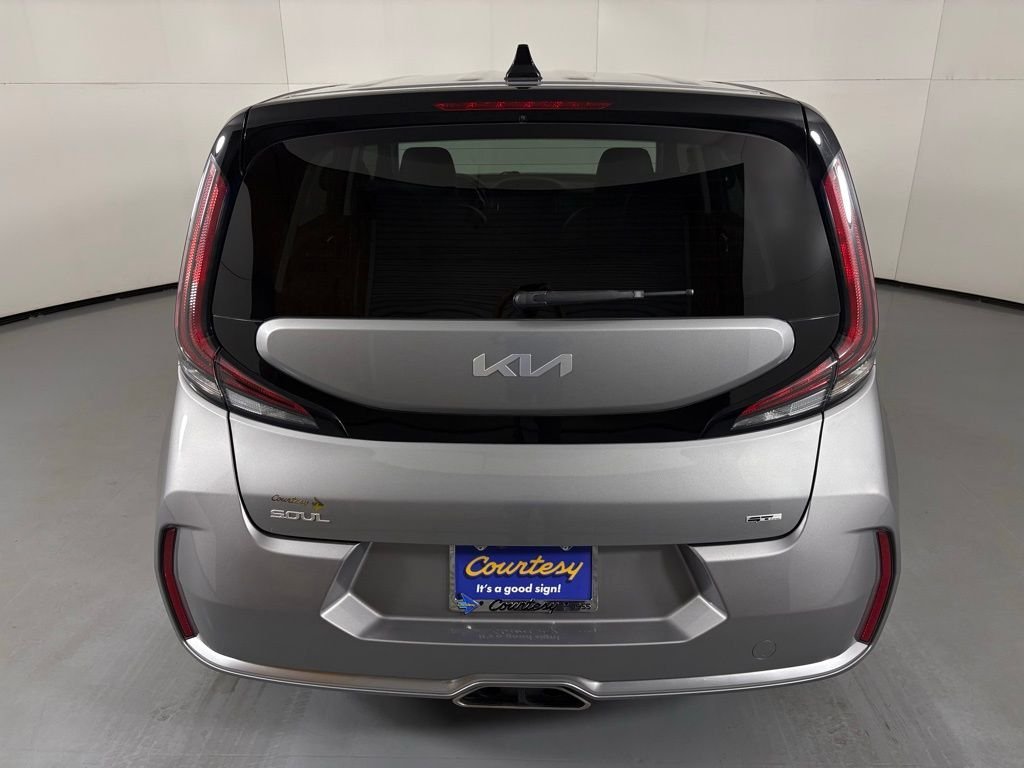 Used 2023 Gray Kia GT-Line image 7
