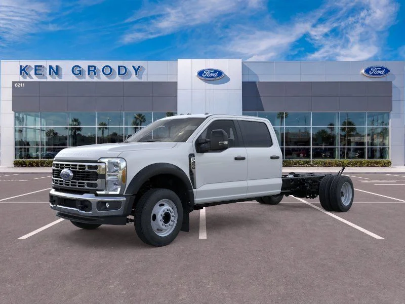 New 2026 Oxford White Ford XL image 3