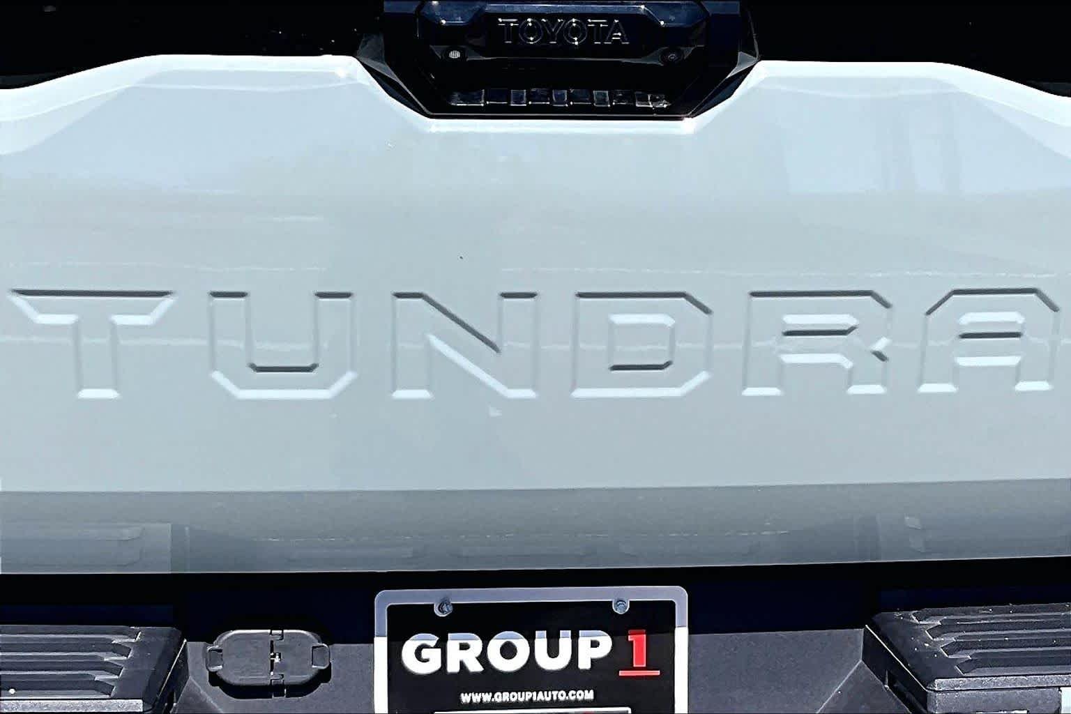 Used 2024 Lunar Rock Toyota Platinum image 10