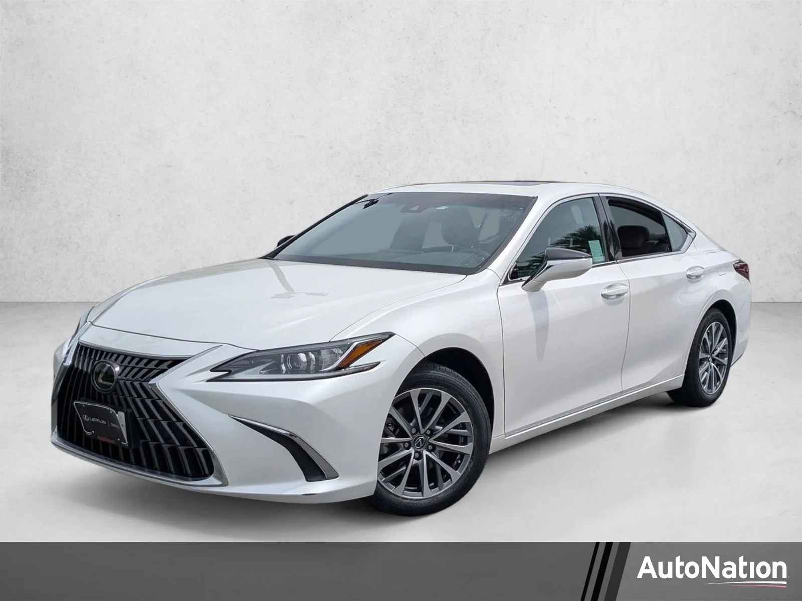 2023 Lexus ES 350 350's photo