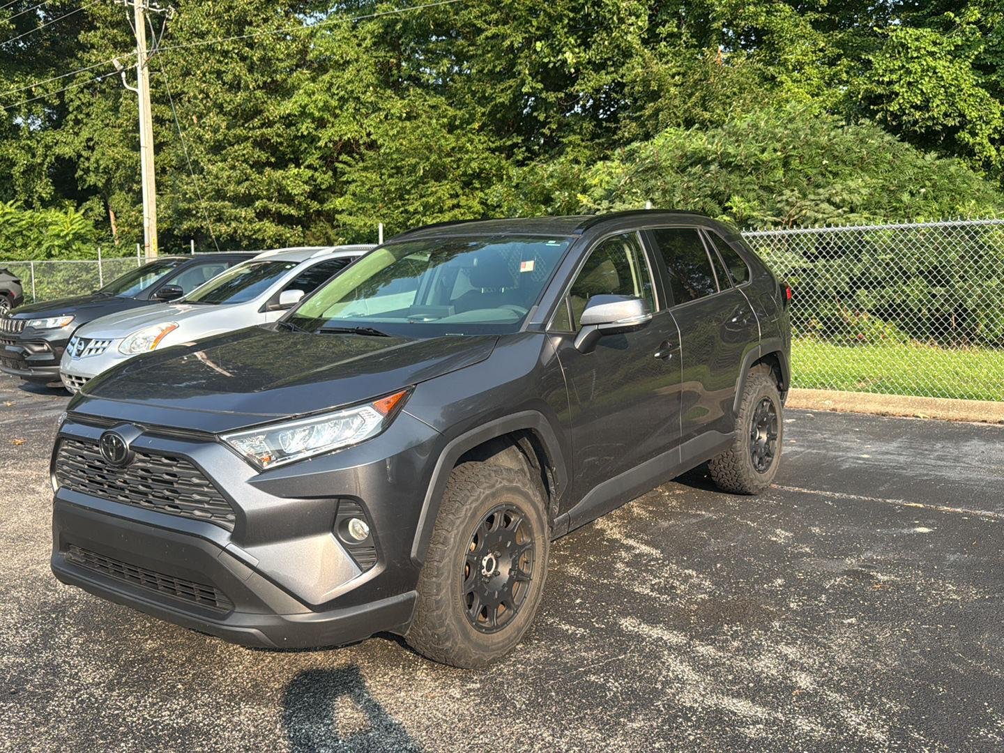 Used 2020 Magnetic Gray Metallic Toyota XLE image 7