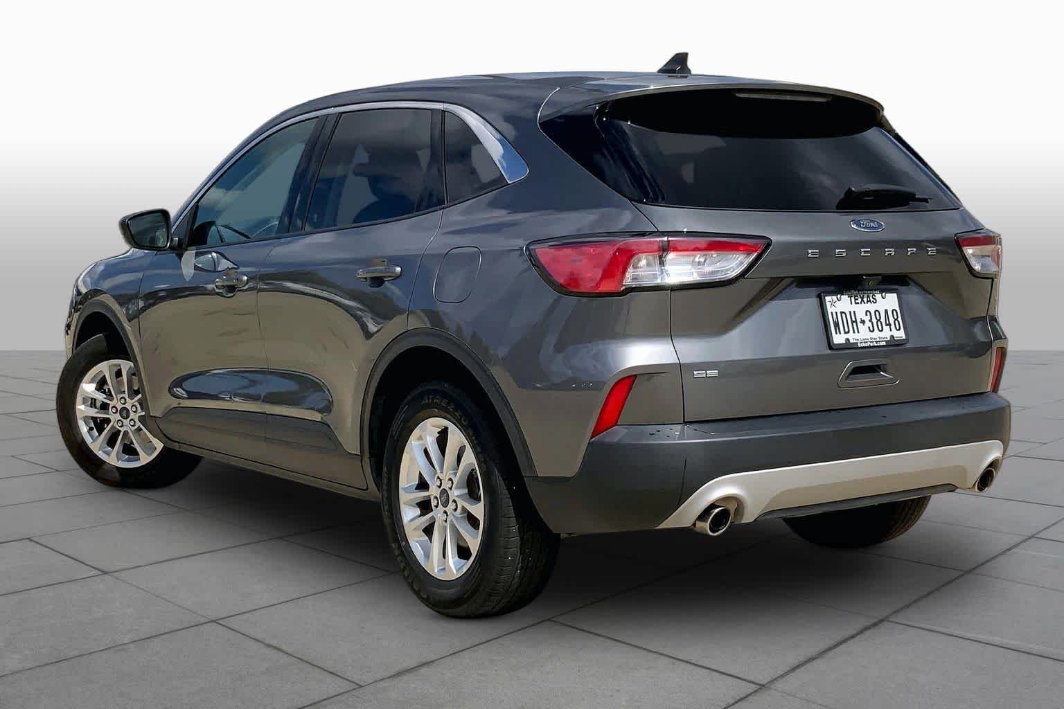 Used 2022 Carbonized Gray Metallic Ford SE image 11