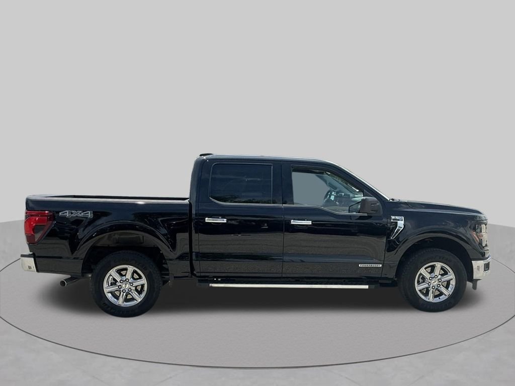 Used 2025 Black Ford XLT image 7