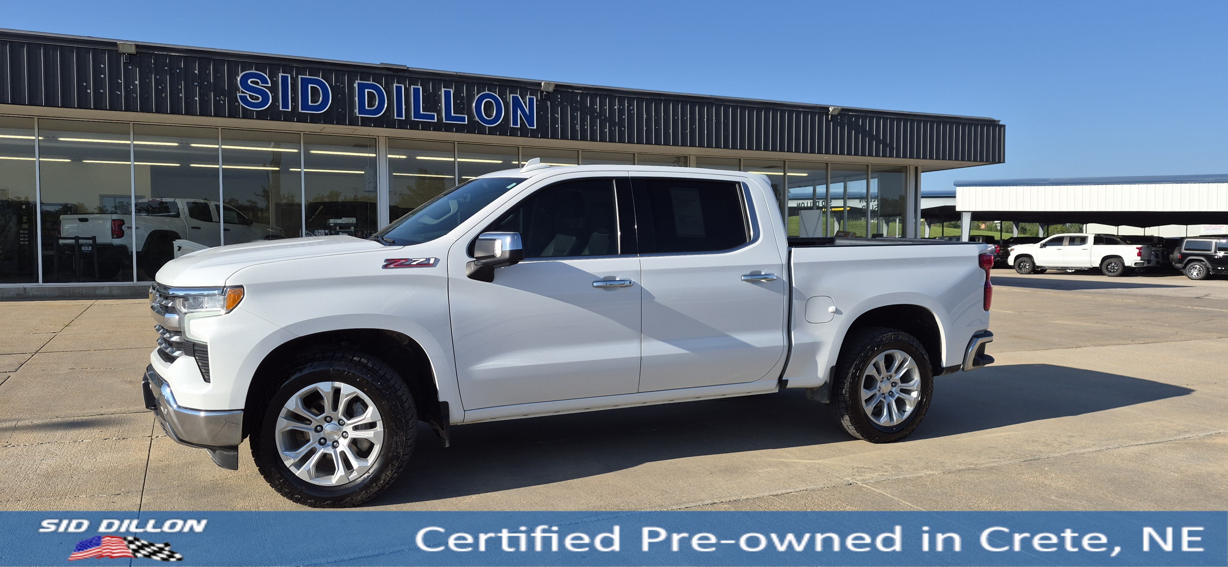 Used 2022 Summit White Chevrolet LTZ image 1