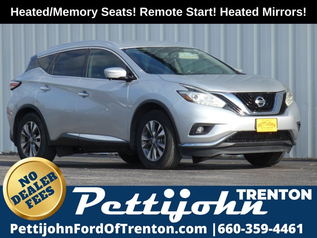 Used 2015 Silver Nissan SL image 1