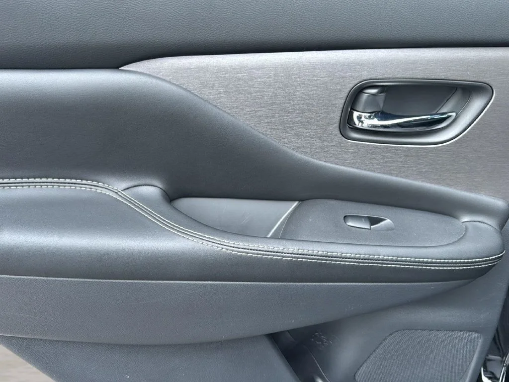 Used 2023 Black Nissan SV image 18