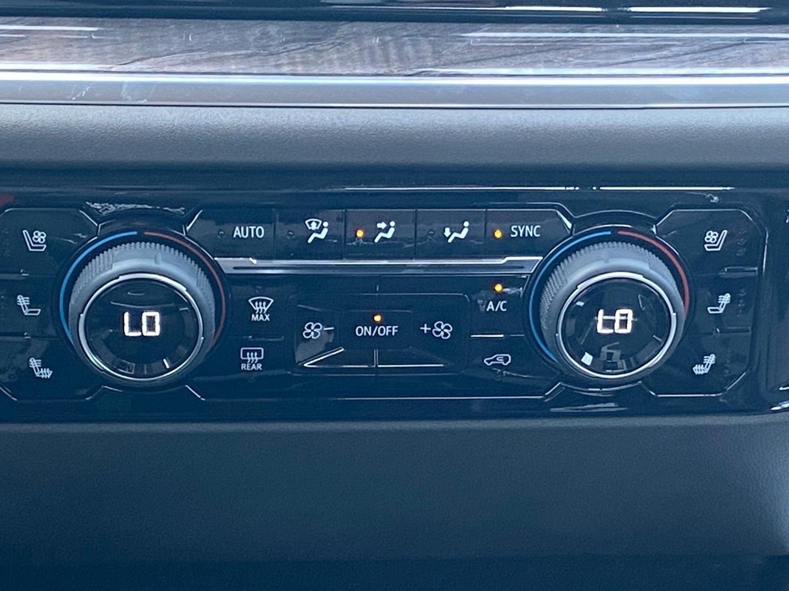 2025 Chevrolet Silverado 1500 LTZ - Photo 13