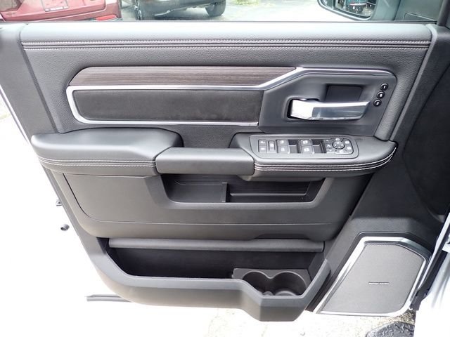 New 2026 Bright White Clear-Coat Exterior Paint RAM Laramie image 14