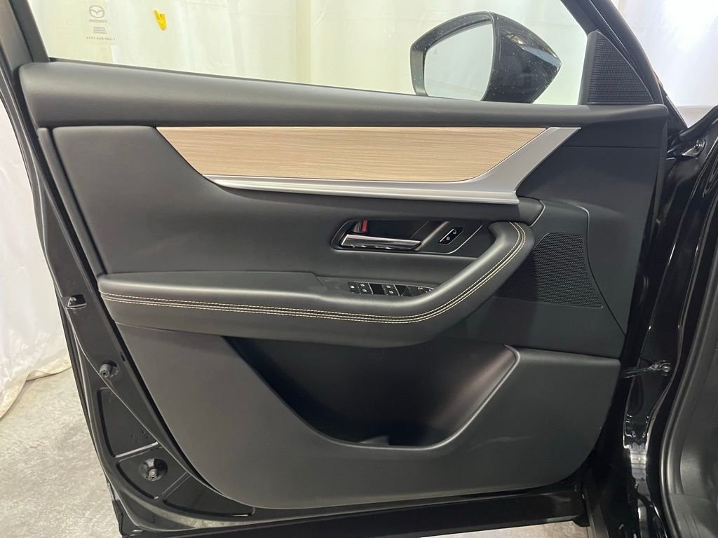 New 2026 Black Mazda 3.3 Turbo Preferred image 9