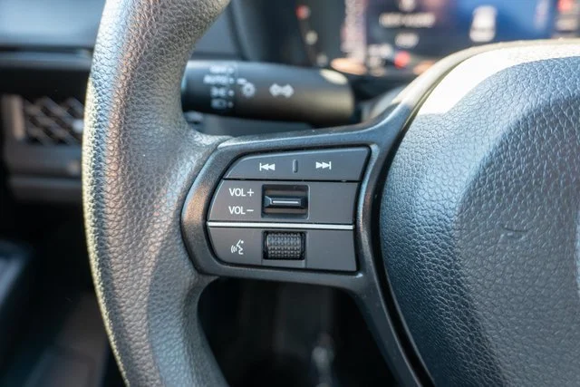 Used 2024 White Honda EX image 24