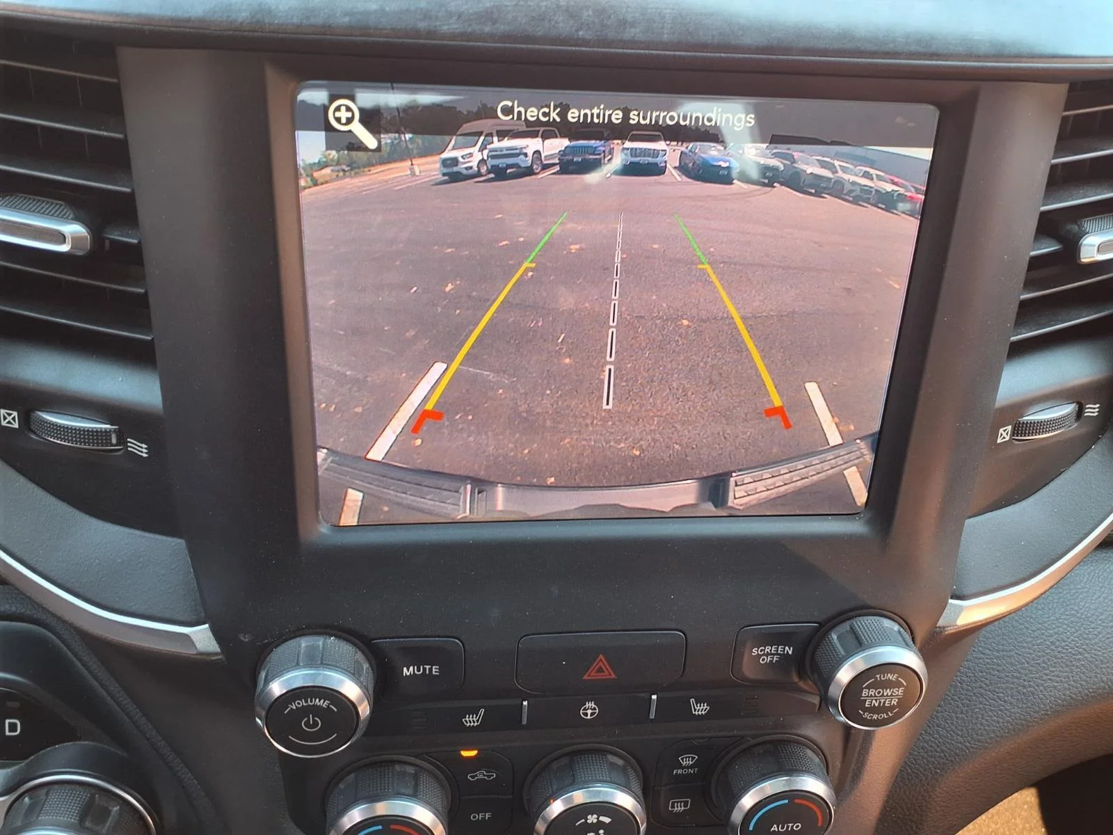 Used 2019  RAM UTILITY image 6