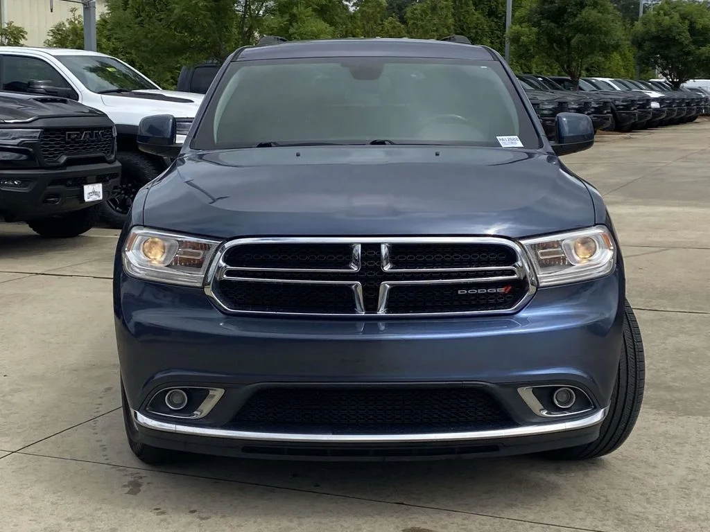 Used 2020 Blue Dodge SXT Plus image 2