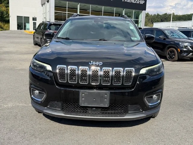 Used 2022 Black Jeep Limited image 18