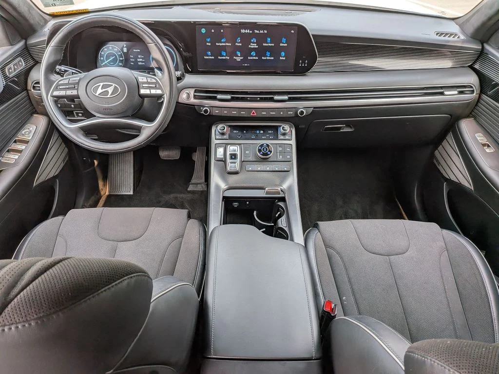 Used 2025 White Hyundai Calligraphy Night Edition image 26