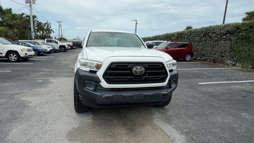 Used 2019 White Toyota SR image 3