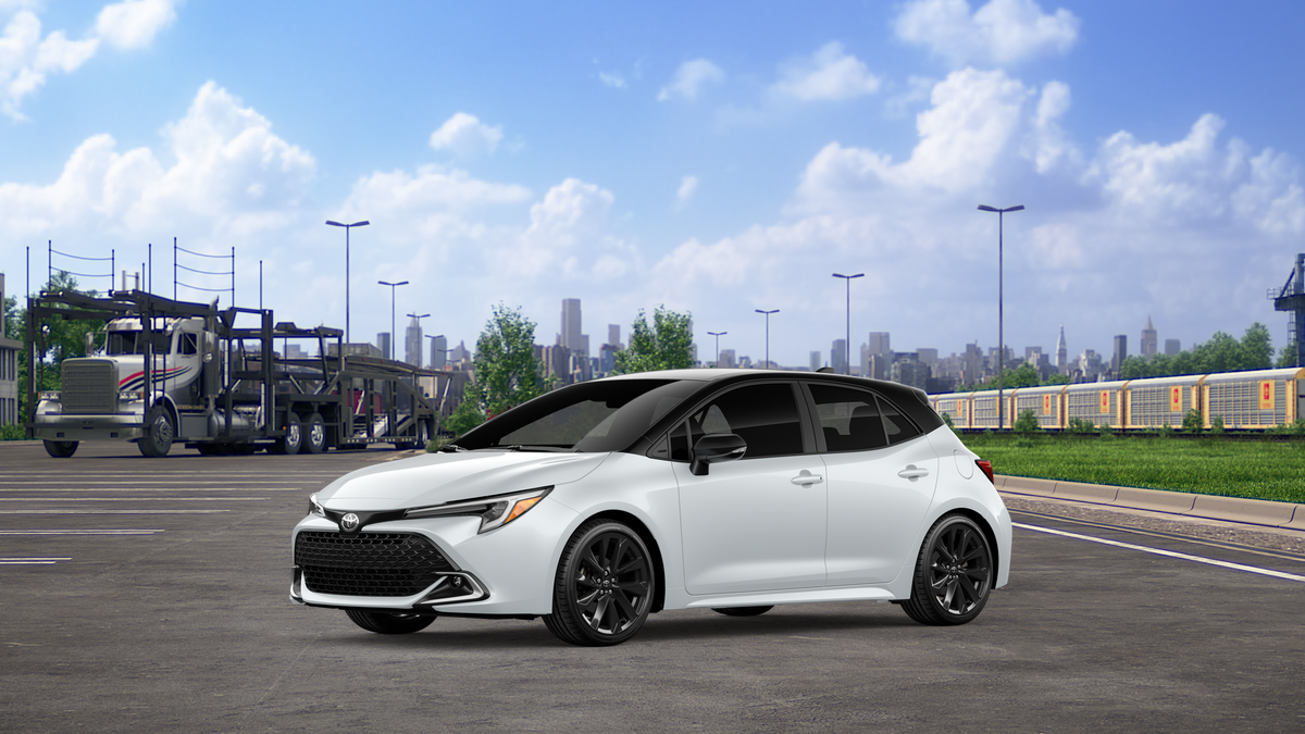 New 2027 Wind Chill Pearl with Black roof Toyota XSE image 2